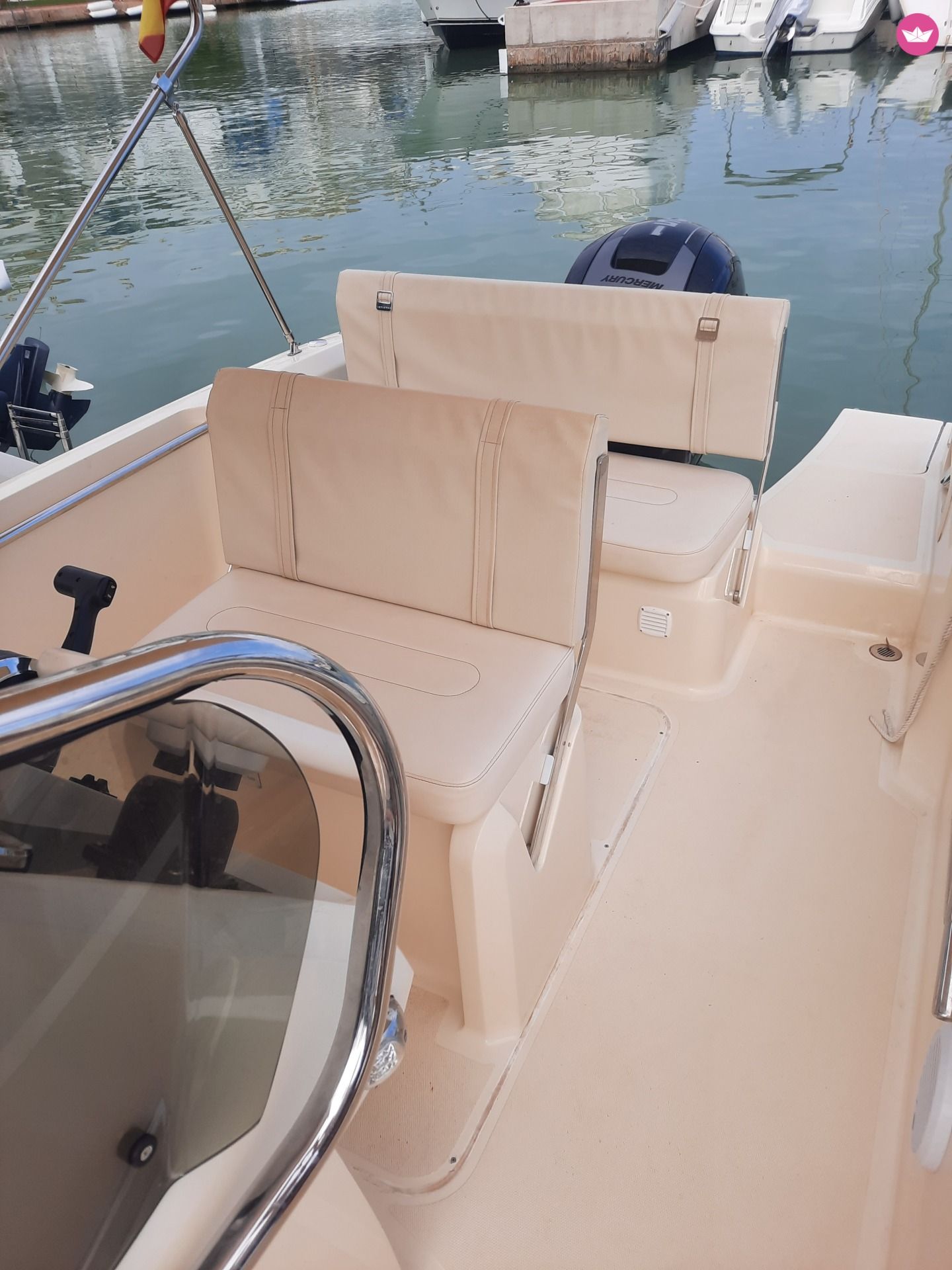 INVICTUS ALESSMAR ALCOSSEBRE ALQUILER BARCOS (5)