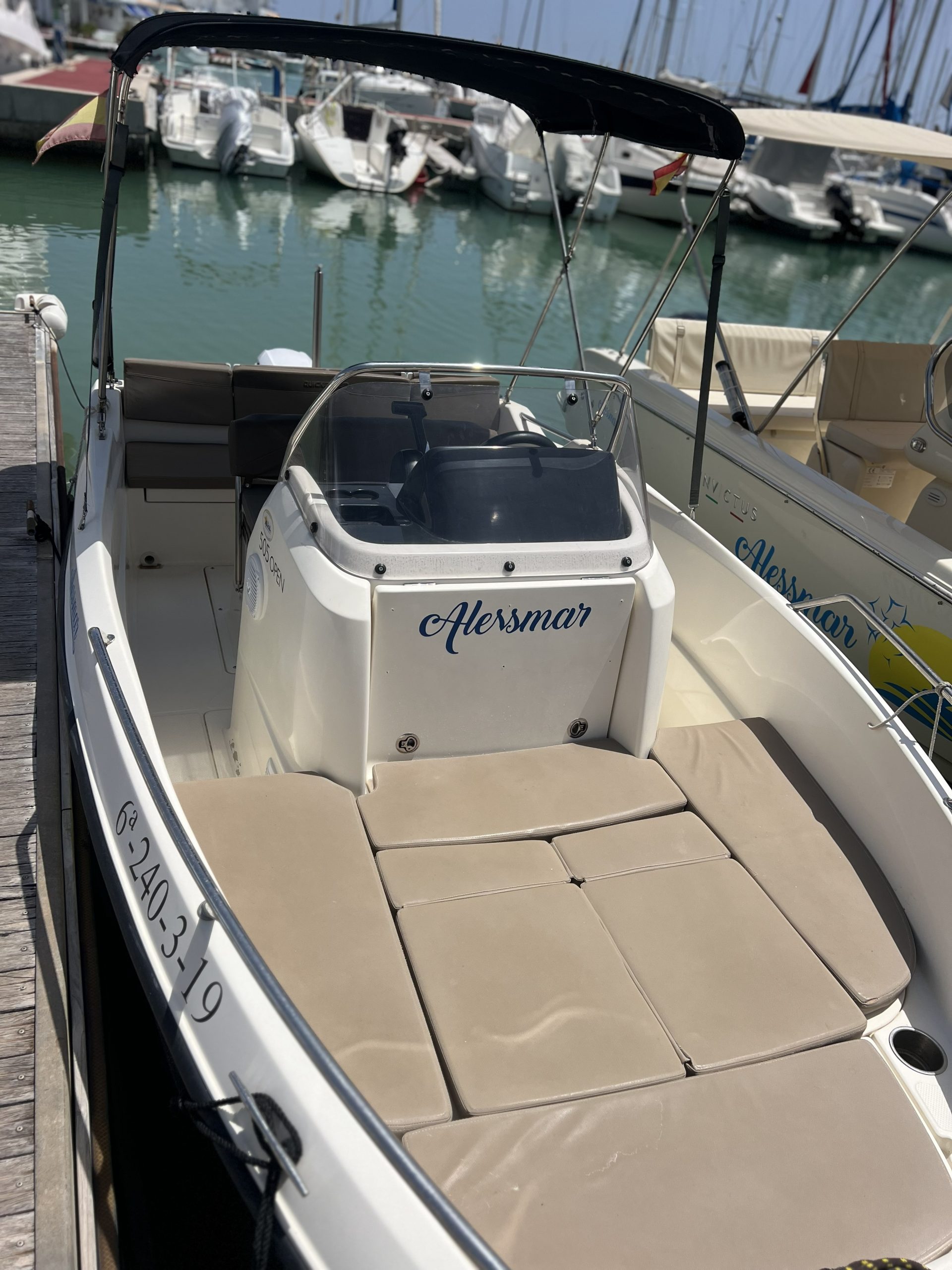 Quicksilver 505 aalquiler alessmar Alcossebre (6)